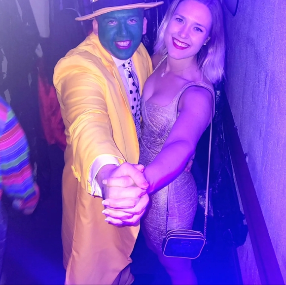 Meet your Posher, Gabrielle - Picture 2 of 2